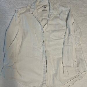Men’s Universal Threads White Button Up. Size XL.